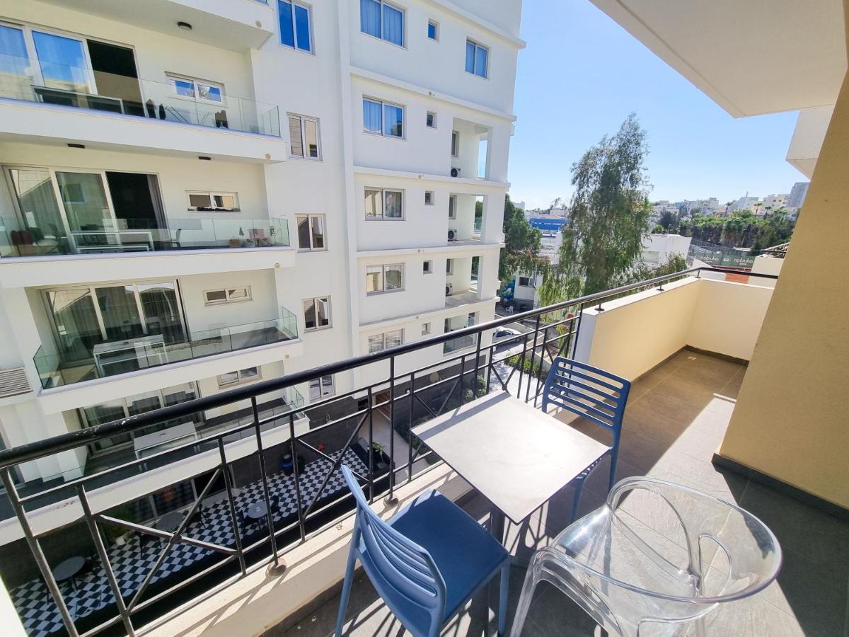 City Vibrance Apartment Larnaca Extérieur photo